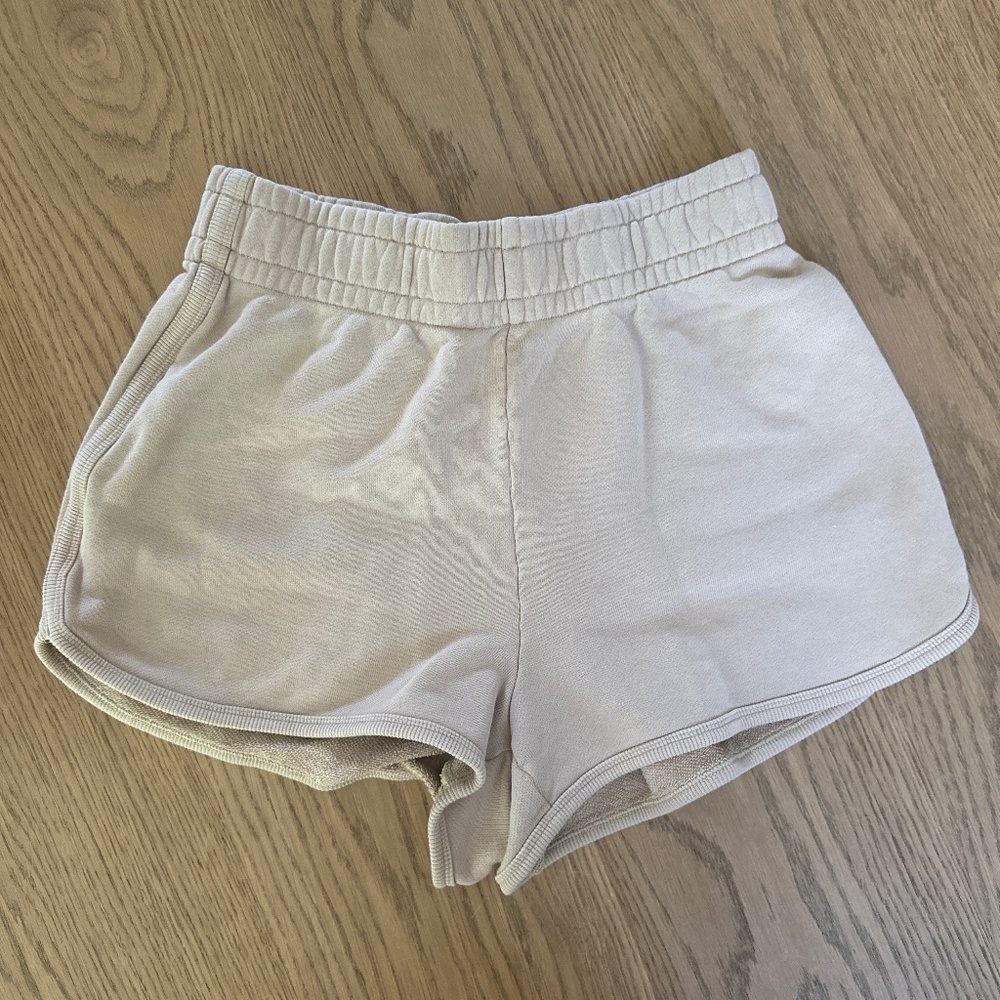 Wilfred Free Shorts